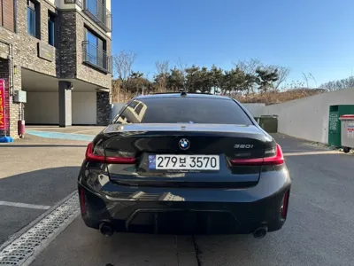 BMW 3-Series 2024, 33327 км, за 28254.09 USD