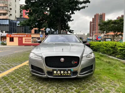 Jaguar XFL 2018, 101000 км, за 11741.97 USD