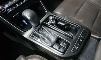 Hyundai Grandeur 2019, 81806 км, за 10863.92 USD - фото 9