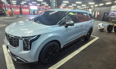 Kia Canival 2025, 23761 км, за 29123.05 USD