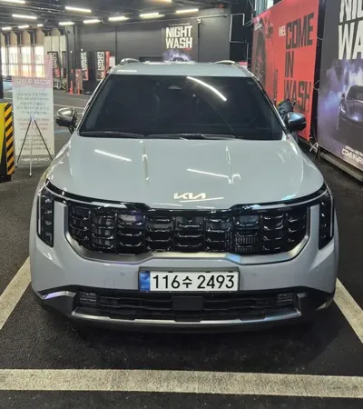 Kia Canival 2025, 23761 км, за 29123.05 USD
