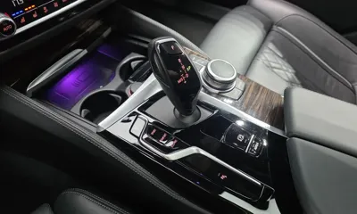 BMW 5-Series 2022, 49503 км, за 26567.68 USD - фото 9