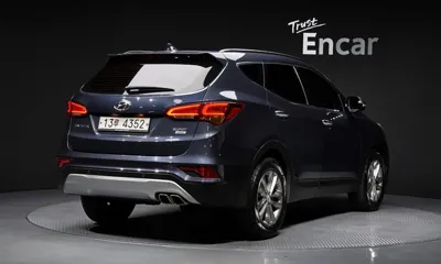 Hyundai Santafe 2016, 113890 км, за 6892.48 USD