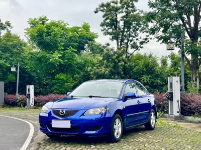 Mazda 3 · 2010 год