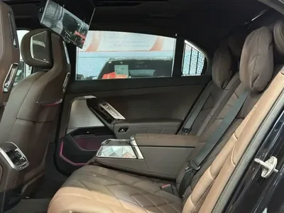 BMW 7 Series 2024, 3000 км, за 96643.21 USD - фото 20