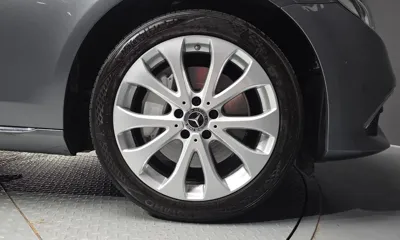 Mercedes-Benz E-Class 2018, 85262 км, за 15595.13 USD - фото 21