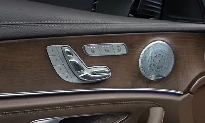 Mercedes-Benz E-Class 2018, 85262 км, за 15595.13 USD - фото 27
