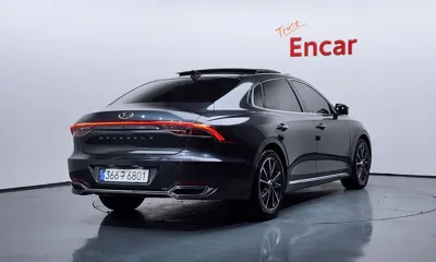Hyundai Grandeur 2021, 56358 км, за 16576.73 USD