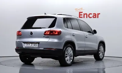 Volkswagen Tiguan 2012, 66706 км, за 5907.84 USD
