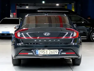 Hyundai Sonata 2021, 161002 км, за 9246.59 USD
