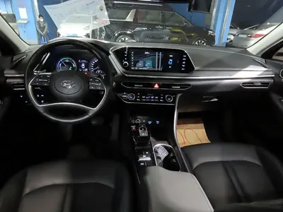 Hyundai Sonata 2021, 161002 км, за 9246.59 USD