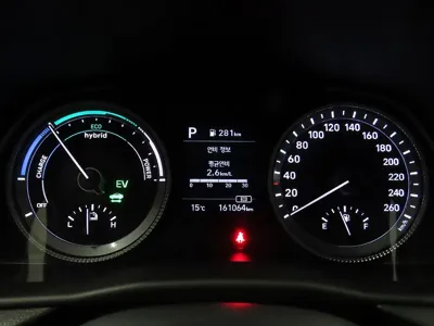 Hyundai Sonata 2021, 161002 км, за 9246.59 USD - фото 8