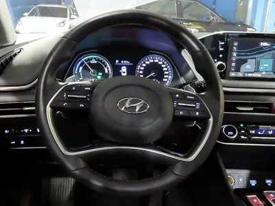 Hyundai Sonata 2021, 161002 км, за 9246.59 USD - фото 9