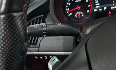 Kia Stinger 2019, 82409 км, за 13719.31 USD - фото 35