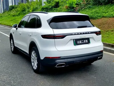 Porsche Cayenne Hybrid 2019, 70000 км, за 37638.91 USD