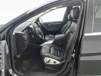 Mercedes-Benz R-Class 2018, 182200 км, за 11153.4 USD - фото 10