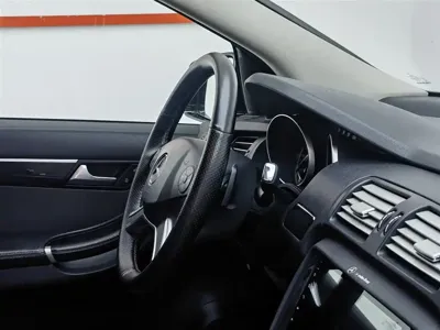 Mercedes-Benz R-Class 2018, 182200 км, за 11153.4 USD - фото 22