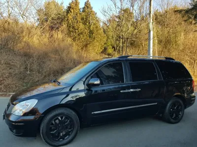 Kia Canival · 2013 год