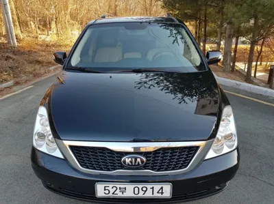 Kia Canival 2013, 86464 км, за 5279.15 USD