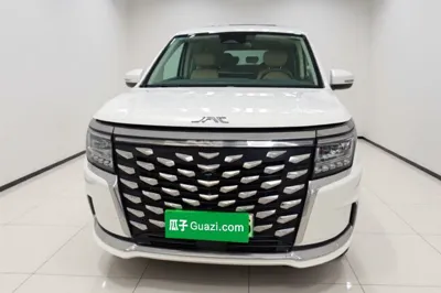 JAC Refine RF8 PHEV 2024, 18200 км, за 24178 USD