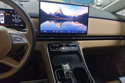 JAC Refine RF8 PHEV 2024, 18200 км, за 24178 USD - фото 12