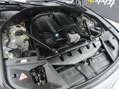 BMW 7-Series 2013, 138700 км, за 6478.06 USD - фото 19