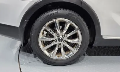 Kia Sorento 2015, 112775 км, за 8794.79 USD