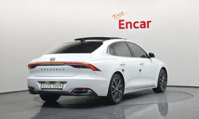 Hyundai Grandeur 2020, 78043 км, за 19160.88 USD