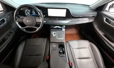 Hyundai Grandeur 2020, 78043 км, за 19160.88 USD - фото 7