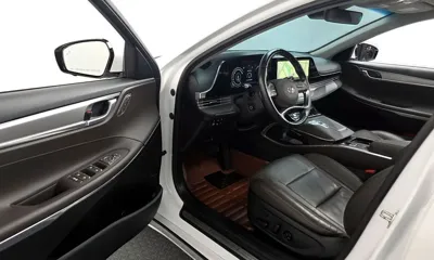 Hyundai Grandeur 2020, 78043 км, за 19160.88 USD - фото 10