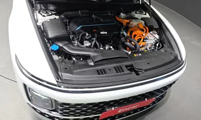 Hyundai Grandeur 2024, 46343 км, за 19537.47 USD - фото 6