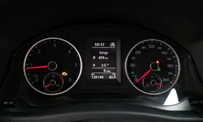 Volkswagen Tiguan 2016, 120144 км, за 5087.54 USD - фото 8