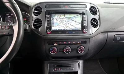 Volkswagen Tiguan 2016, 120144 км, за 5087.54 USD - фото 16
