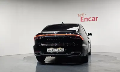 Hyundai Grandeur 2021, 118698 км, за 13112.57 USD