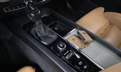 Volvo XC60 2019, 99676 км, за 18905.08 USD - фото 9