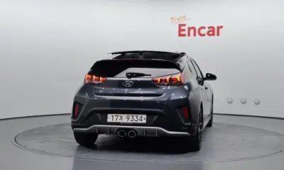 Hyundai Veloster 2018, 109361 км, за 7548.9 USD