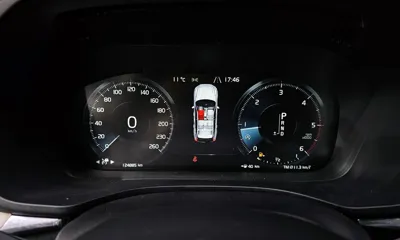 Volvo XC60 2018, 124885 км, за 17060.52 USD - фото 8