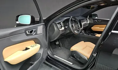 Volvo XC60 2018, 124885 км, за 17060.52 USD - фото 10