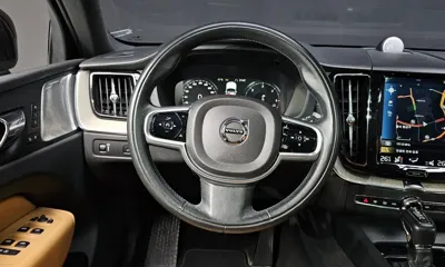 Volvo XC60 2018, 124885 км, за 17060.52 USD - фото 13