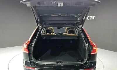 Volvo XC60 2018, 124885 км, за 17060.52 USD - фото 20