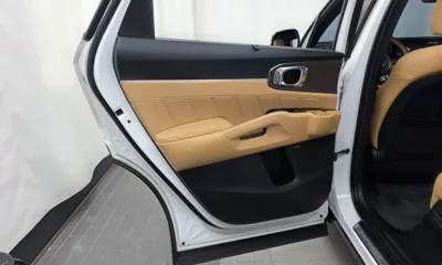 Kia Sorento 2023, 40354 км, за 24897.61 USD - фото 25