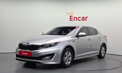Kia K5 · 2013 год