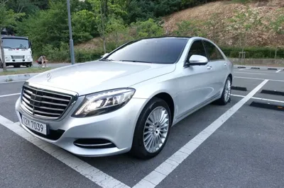 Mercedes-Benz S-Class · 2015 год