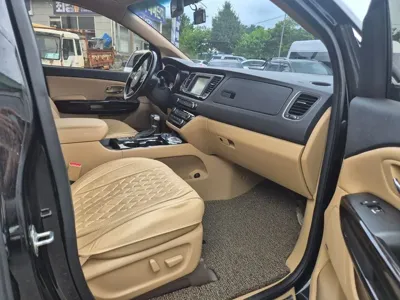 Kia Canival 2019, 127000 км, за 11265.22 USD - фото 8