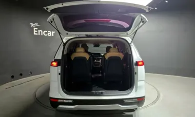Kia Canival 2023, 55781 км, за 17814.55 USD - фото 20
