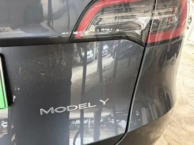 Tesla Model Y 2025, 20000 км, за 26470.79 USD - фото 15