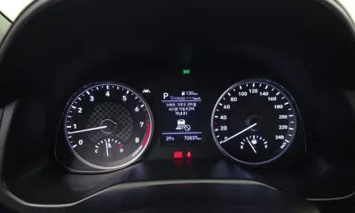 Hyundai Avante 2020, 72837 км, за 8458.68 USD - фото 8