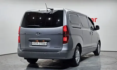 Hyundai Starex 2017, 129821 км, за 6435.67 USD
