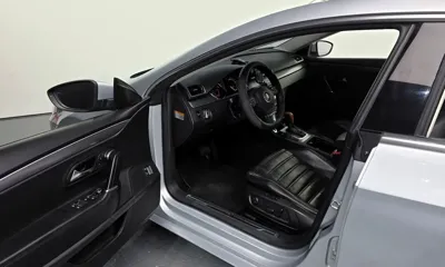 Volkswagen CC 2013, 143890 км, за 4269.57 USD - фото 10