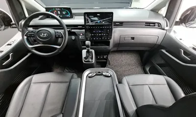 Hyundai Staria 2025, 10946 км, за 21351.15 USD - фото 7